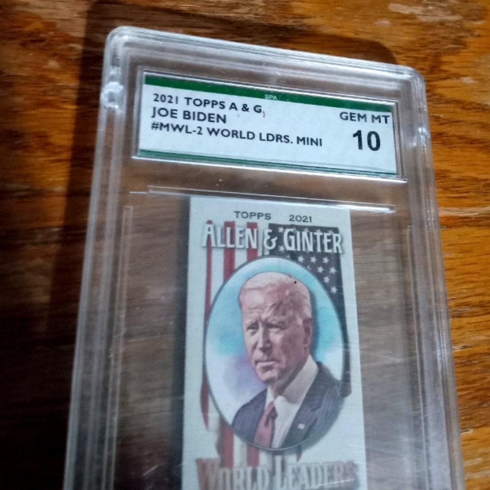 Biden graded world leaders card it's in mint #10